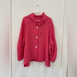 Women's Pink Linen Button-Up Top